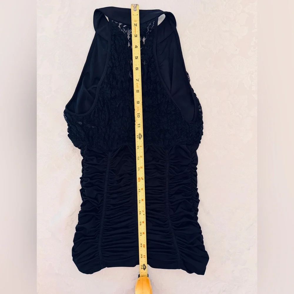 Black Lace & Ruched Button-Front Top - Picture 3 of 3